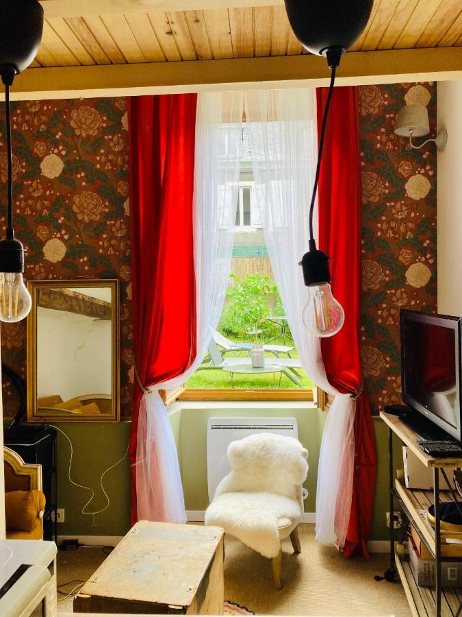 Apartmán L'Hortense Oloron-Sainte-Marie Exteriér fotografie